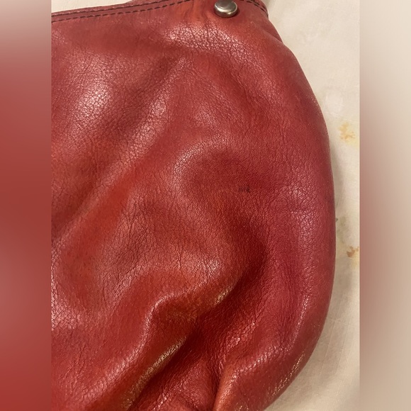 Red Fossil Cross Body Bag - Picture 7 of 11